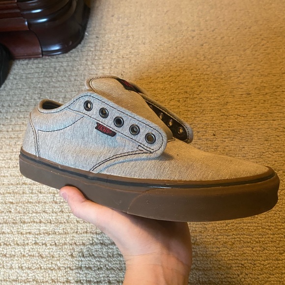 Vans - Picture 6 of 6